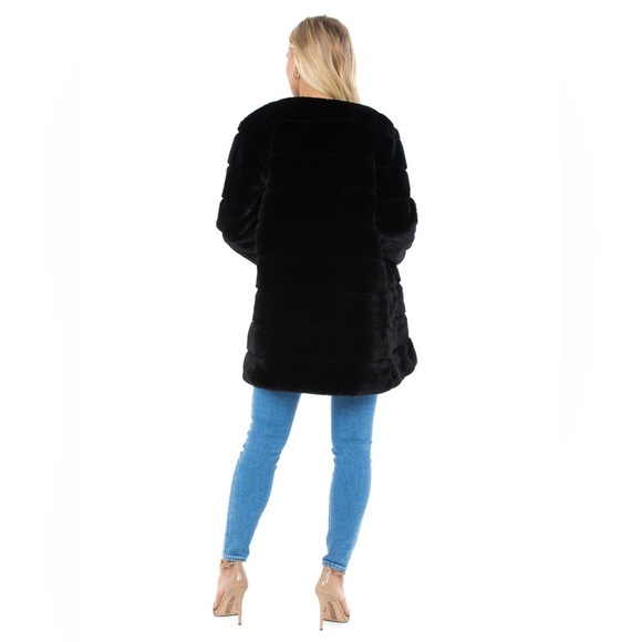 NWT BB Dakota Faux Fur Elise Black Coat sz small - Picture 4 of 9